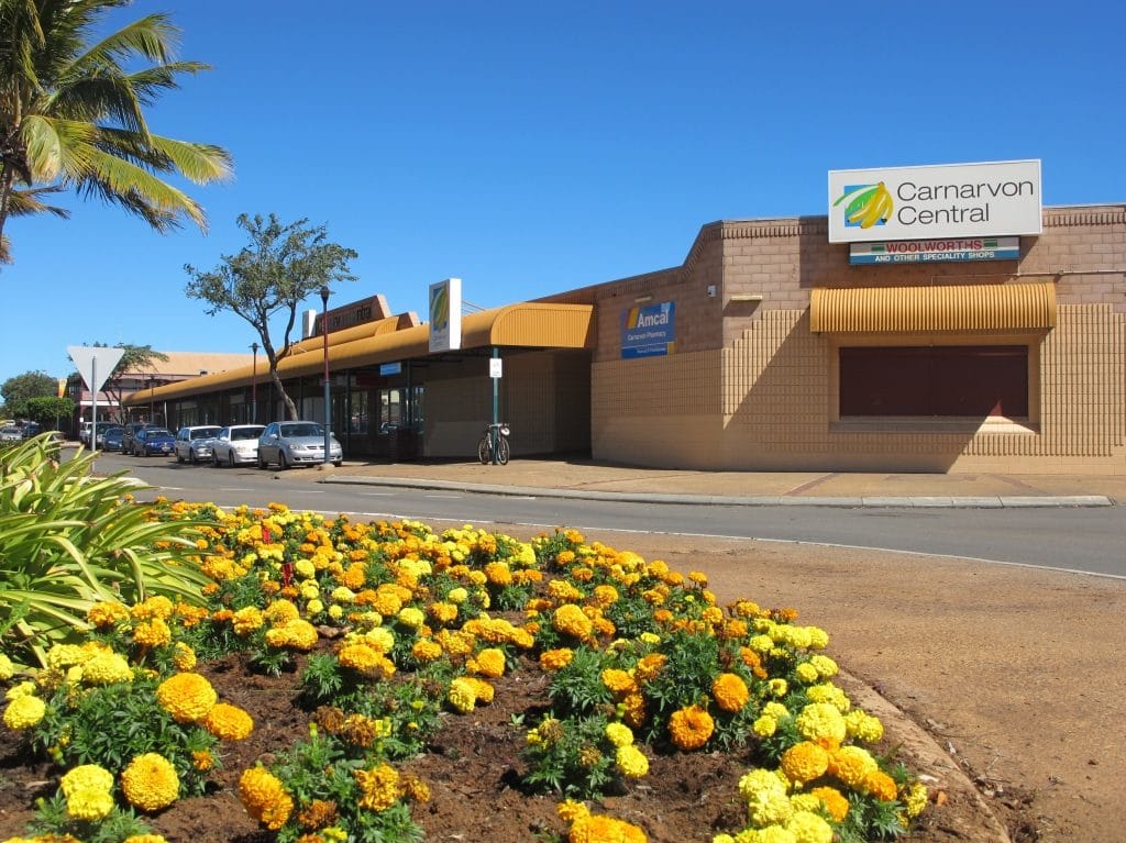 Carnarvon Central and woolworths buildings in Carnarvon in Australia